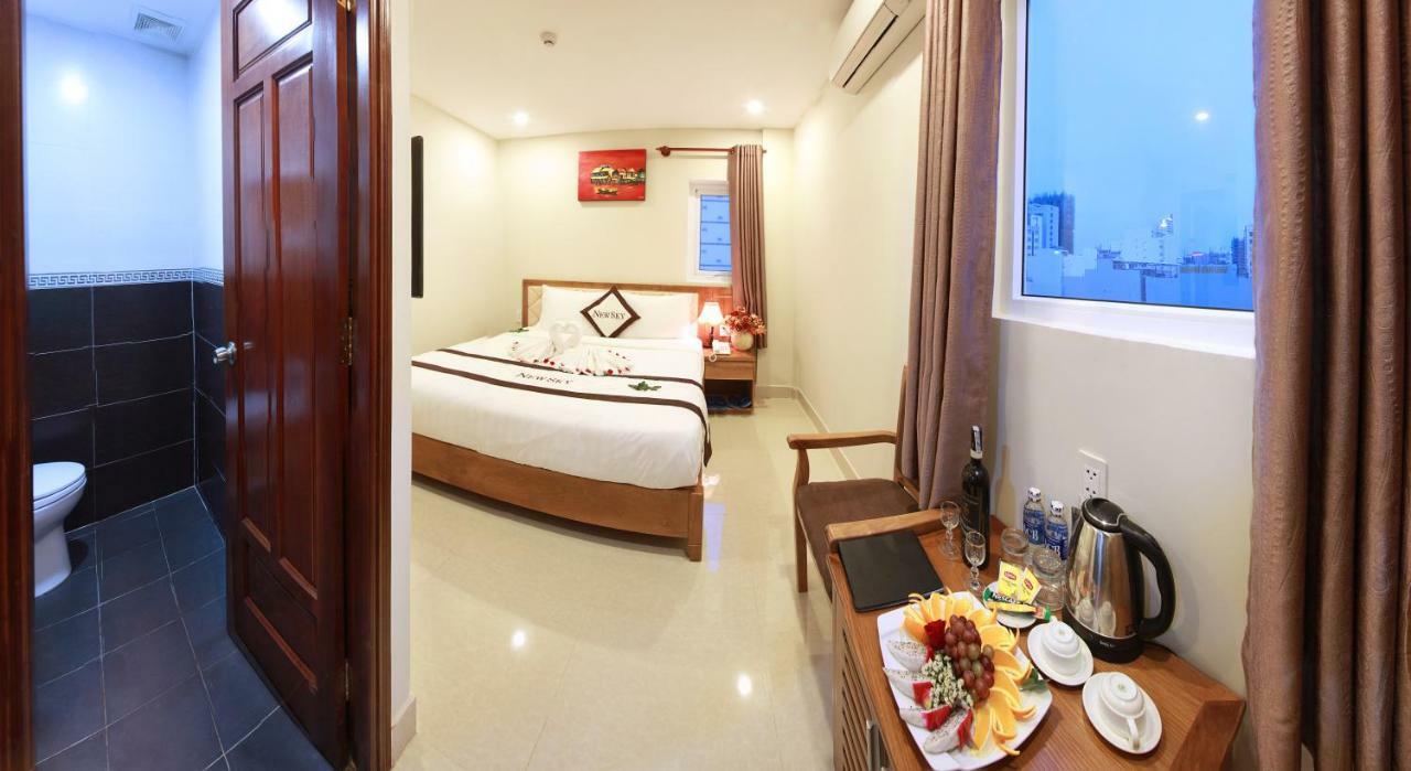 New Sky Hotel ดานัง ภายนอก รูปภาพ